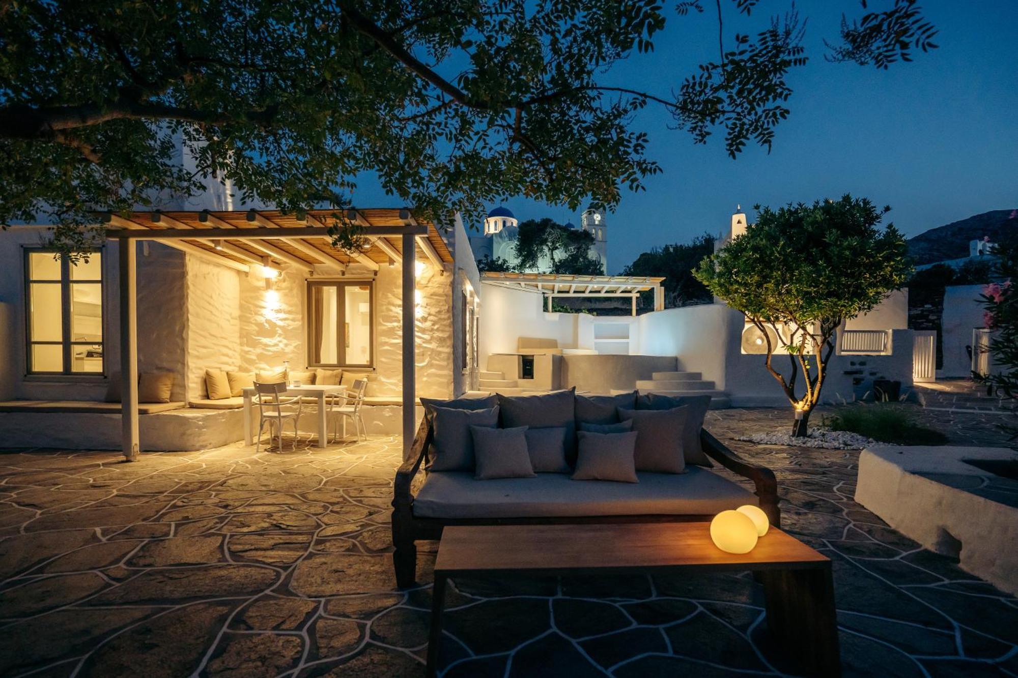 Rabagas Suites Luxury - In The Heart Of Sifnos 阿波罗尼亚 外观 照片