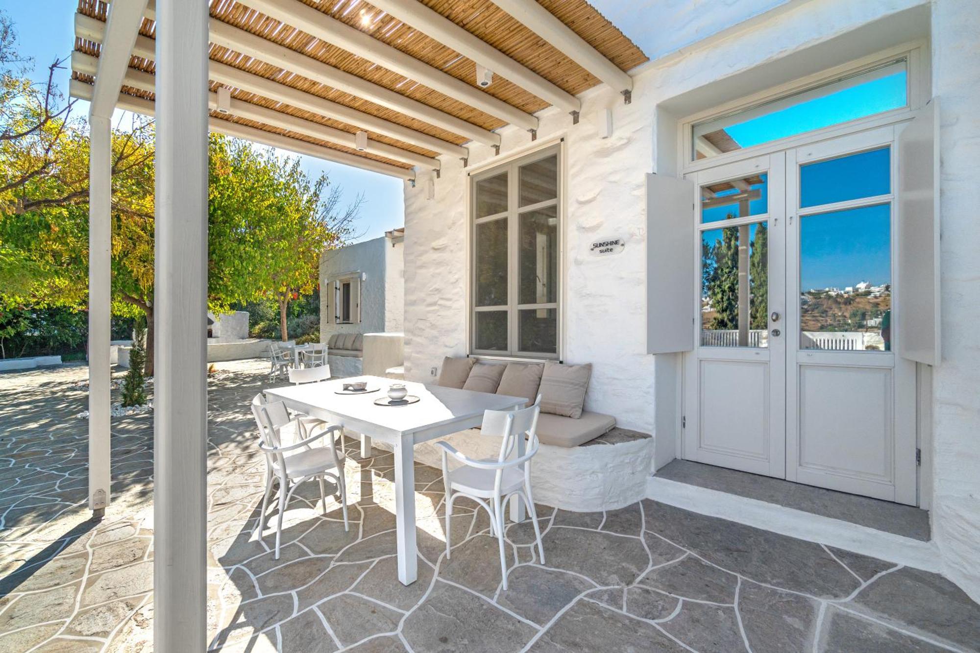 Rabagas Suites Luxury - In The Heart Of Sifnos 阿波罗尼亚 外观 照片