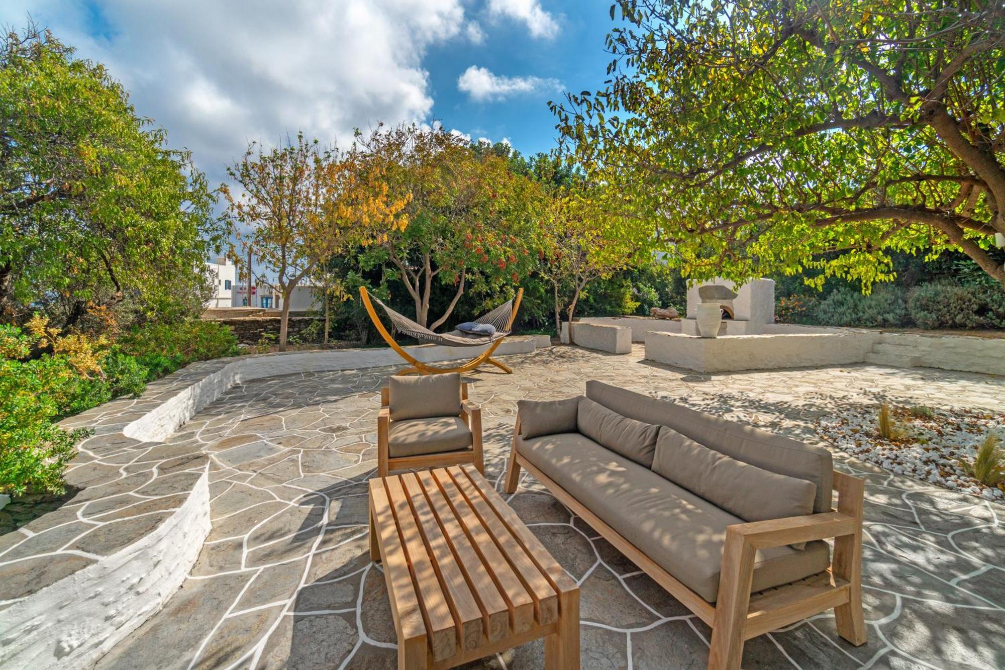 Rabagas Suites Luxury - In The Heart Of Sifnos 阿波罗尼亚 外观 照片
