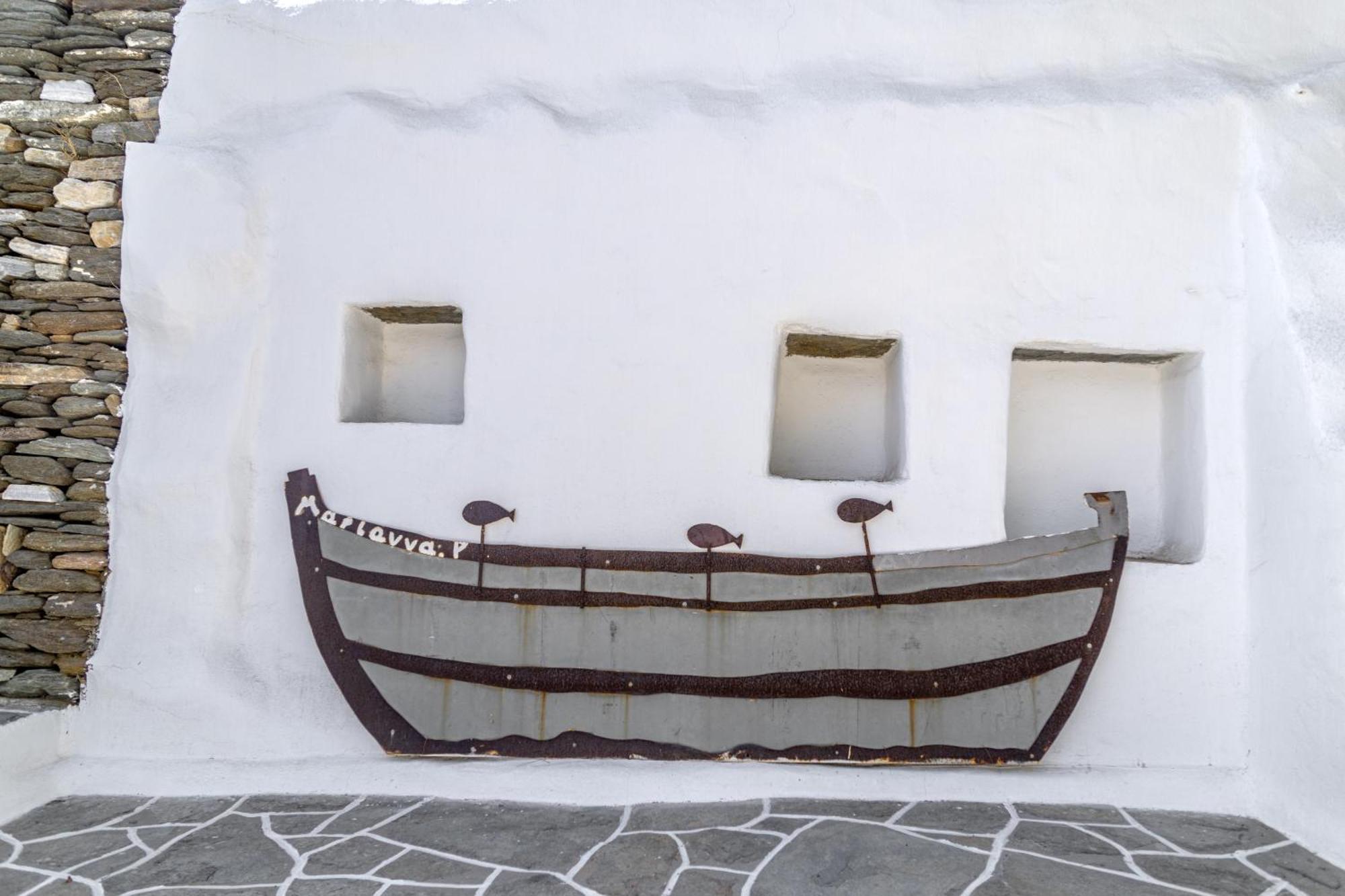 Rabagas Suites Luxury - In The Heart Of Sifnos 阿波罗尼亚 外观 照片
