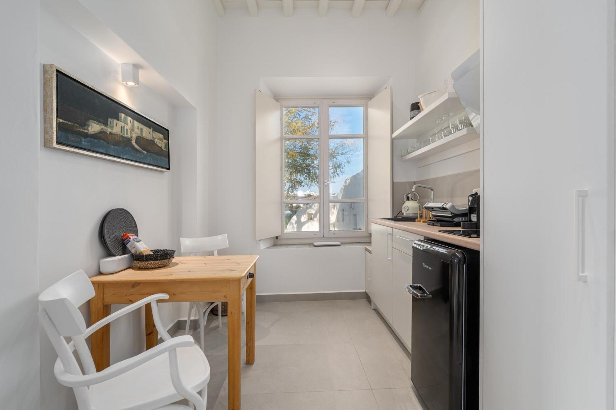 Rabagas Suites Luxury - In The Heart Of Sifnos 阿波罗尼亚 外观 照片